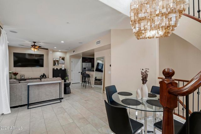 3935 E ROUGH RIDER Road 1112, Phoenix, AZ 85050