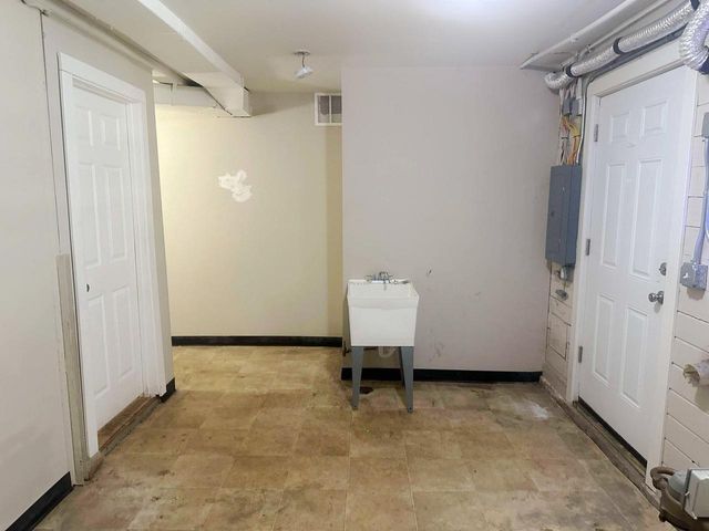 14220 Ranch ROAD, Brookfield, WI 53005