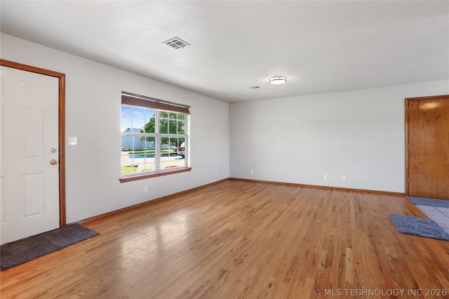 2 Bullette Street, Chelsea, OK 74016