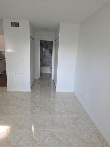 12118 Saint Andrews Pl 304, Miramar, FL 33025
