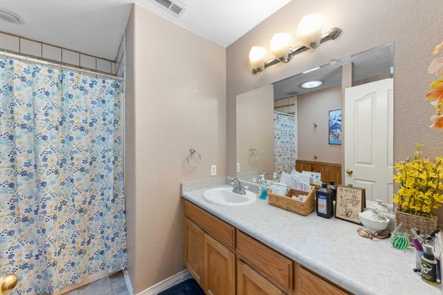 1873 Dellwood Drive, Grants Pass, OR 97526