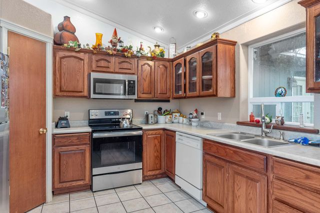1873 Dellwood Drive, Grants Pass, OR 97526