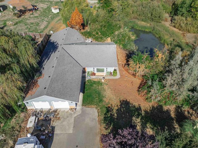 1873 Dellwood Drive, Grants Pass, OR 97526