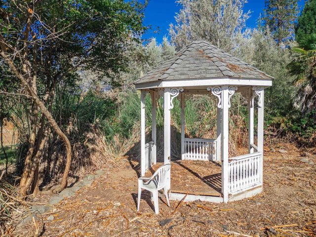 1873 Dellwood Drive, Grants Pass, OR 97526
