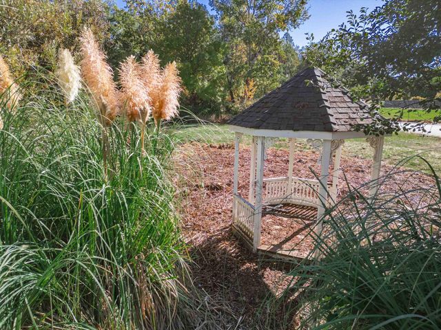 1873 Dellwood Drive, Grants Pass, OR 97526
