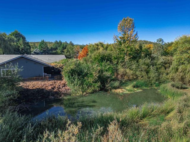 1873 Dellwood Drive, Grants Pass, OR 97526