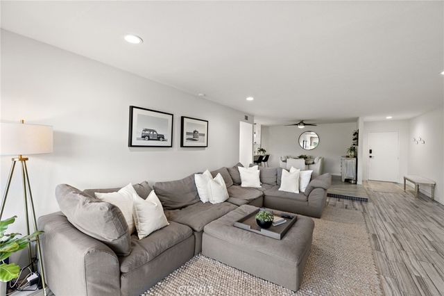 2501 S El Camino Real 309, San Clemente, CA 92672