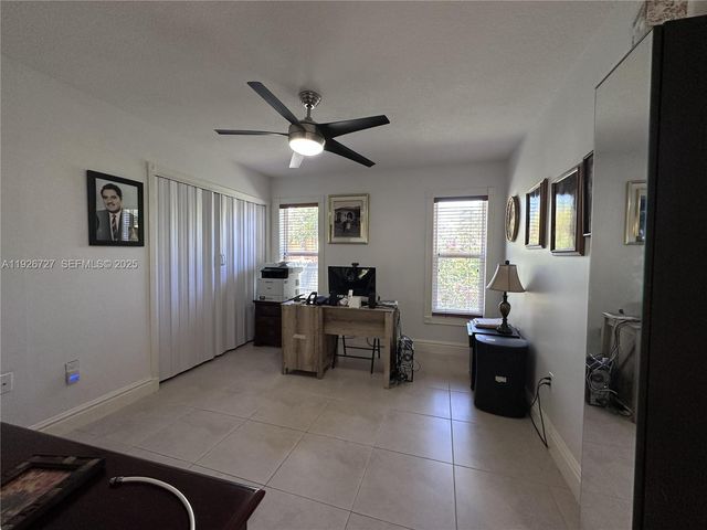 165 SW 130th Ave, Miami, FL 33184