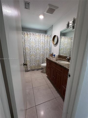 165 SW 130th Ave, Miami, FL 33184