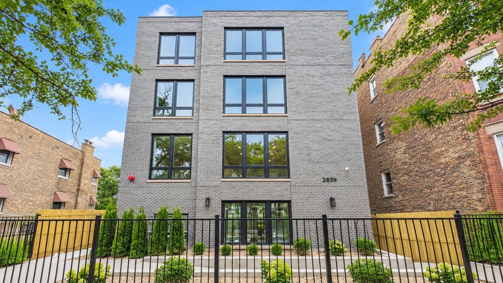 2839 W 24th Boulevard 2F, Chicago, IL 60623