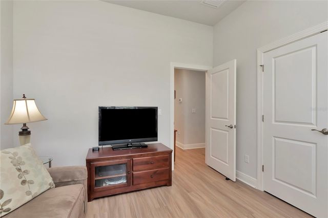 2989 BREEZY MEADOWS DRIVE, Clearwater, FL 33760