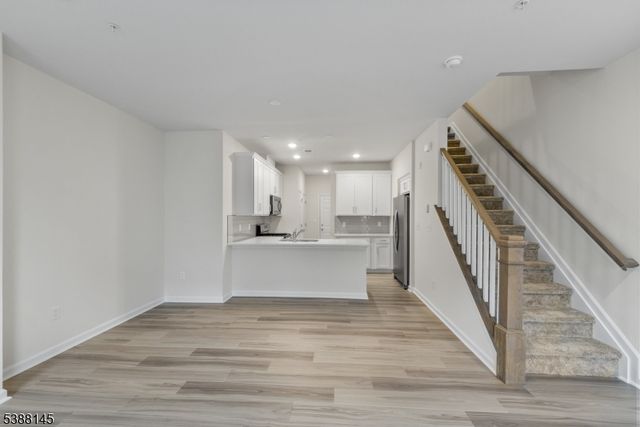 4 Sadie Cir 4103, Union Twp., NJ 07083