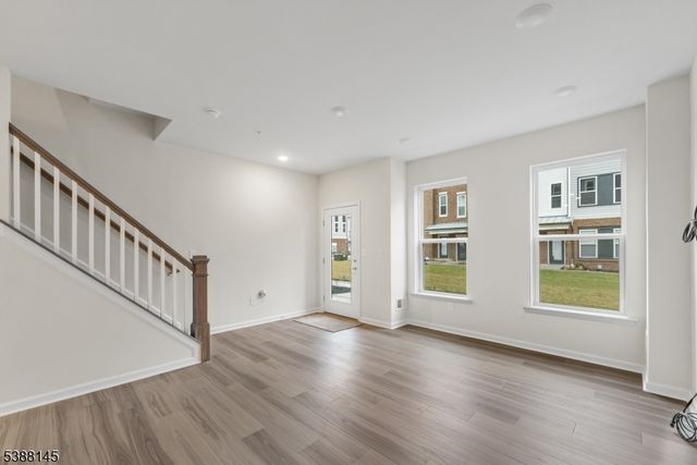 4 Sadie Cir 4103, Union Twp., NJ 07083