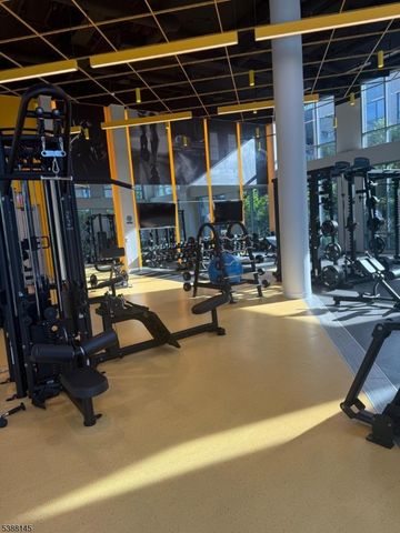 4 Sadie Cir 4103, Union Twp., NJ 07083