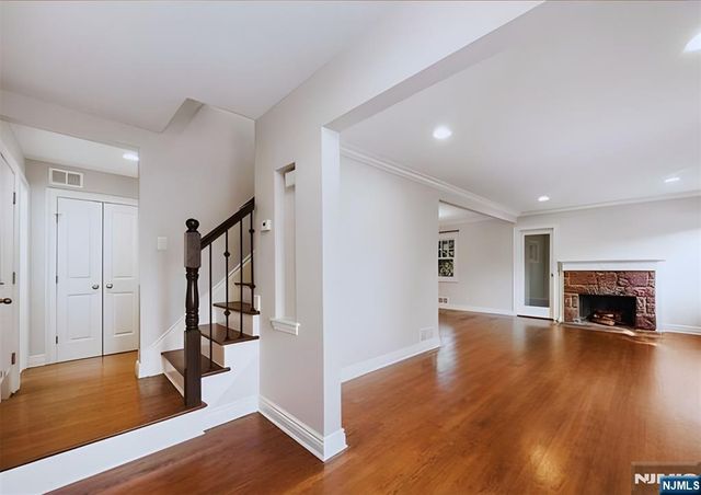 3 Cameron Road, Tenafly, NJ 07670