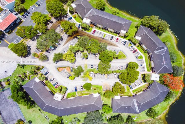 9044 NW 28th Dr 3-306, Coral Springs, FL 33065