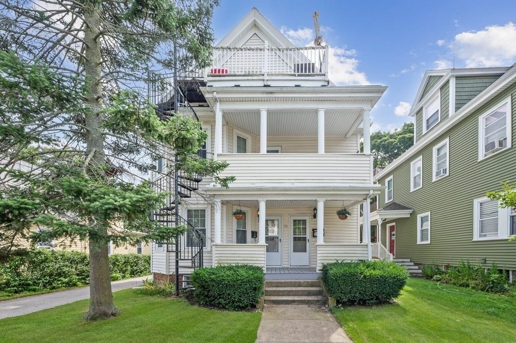 73 Cranch 73, Quincy, MA 02169