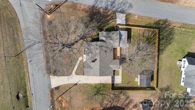 242 White Street NW, Concord, NC 28027