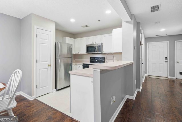 330 Cottonwood Creek Circle, Canton, GA 30114