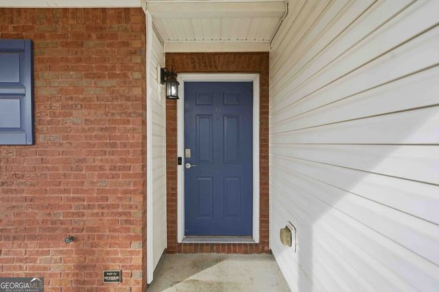 330 Cottonwood Creek Circle, Canton, GA 30114