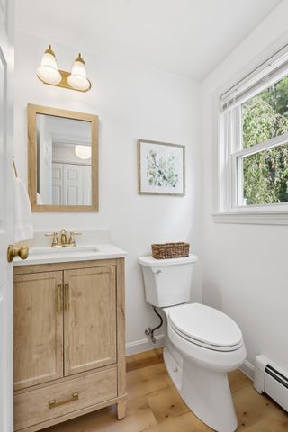 14 Dunvegan Dr, Merrimac, MA 01860
