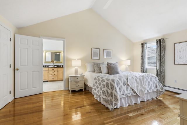 14 Dunvegan Dr, Merrimac, MA 01860