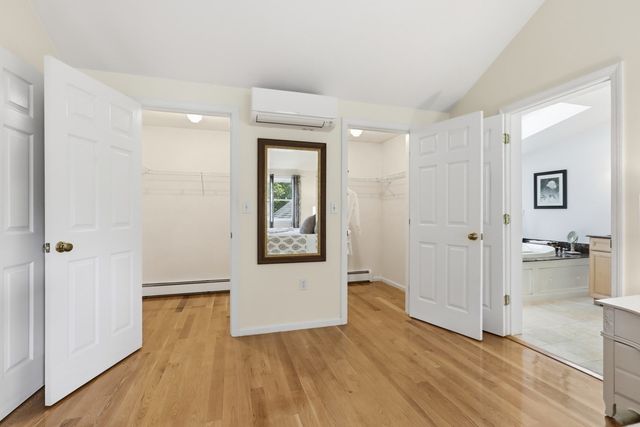 14 Dunvegan Dr, Merrimac, MA 01860