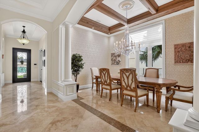 33 SE Olive Way, Boca Raton, FL 33432