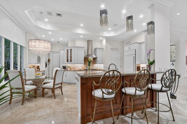 33 SE Olive Way, Boca Raton, FL 33432