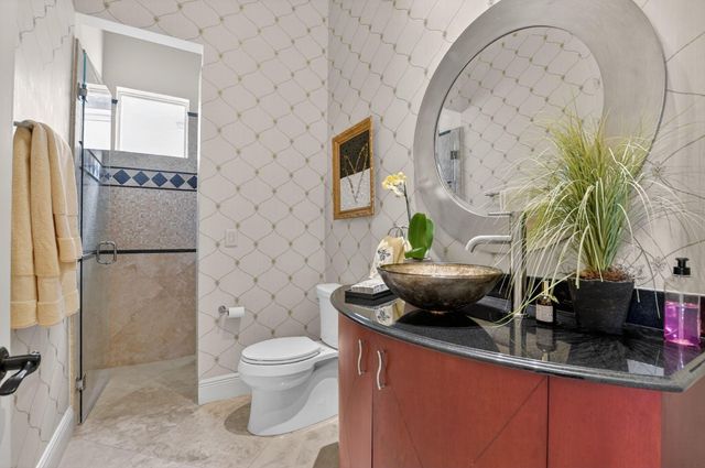 33 SE Olive Way, Boca Raton, FL 33432