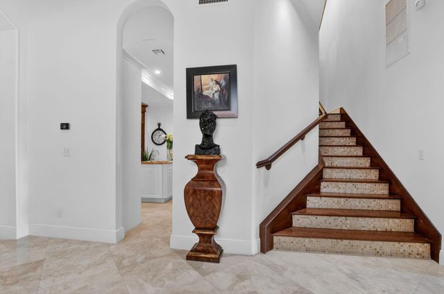 33 SE Olive Way, Boca Raton, FL 33432