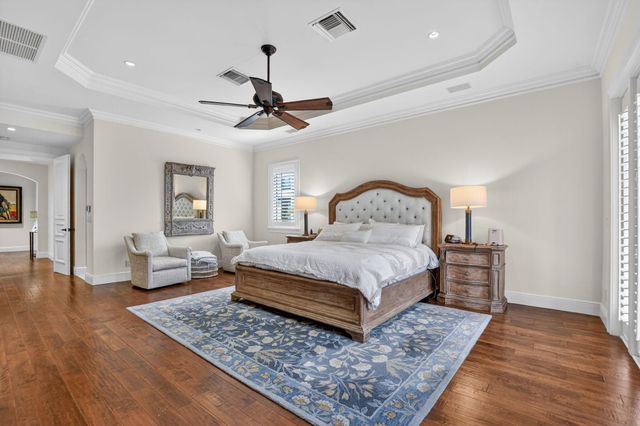 33 SE Olive Way, Boca Raton, FL 33432