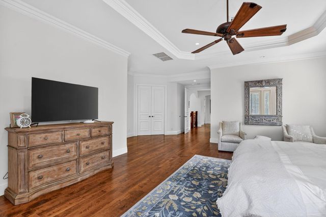 33 SE Olive Way, Boca Raton, FL 33432