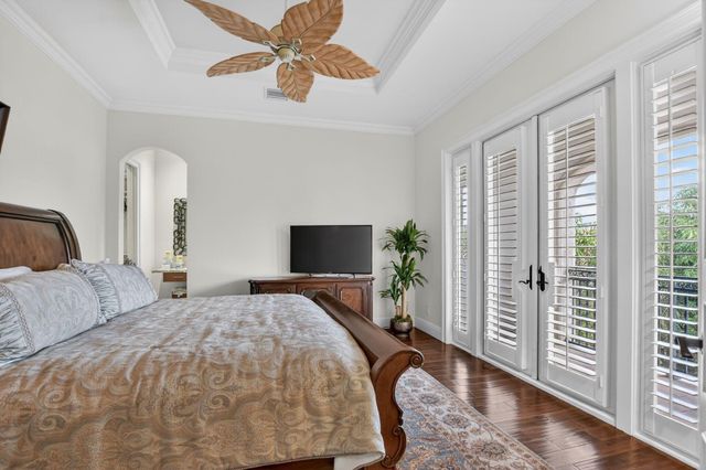 33 SE Olive Way, Boca Raton, FL 33432