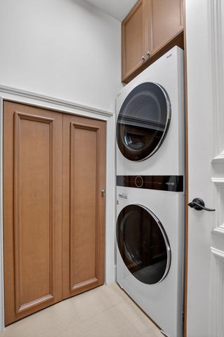 33 SE Olive Way, Boca Raton, FL 33432