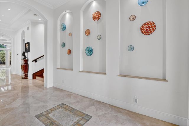 33 SE Olive Way, Boca Raton, FL 33432