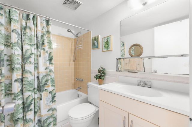 2400 NE 10th St 210, Pompano Beach, FL 33062