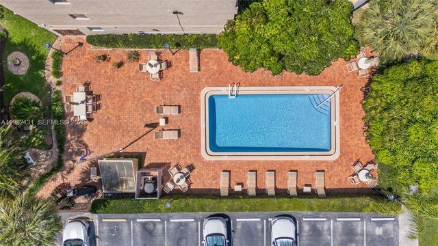 2400 NE 10th St 210, Pompano Beach, FL 33062