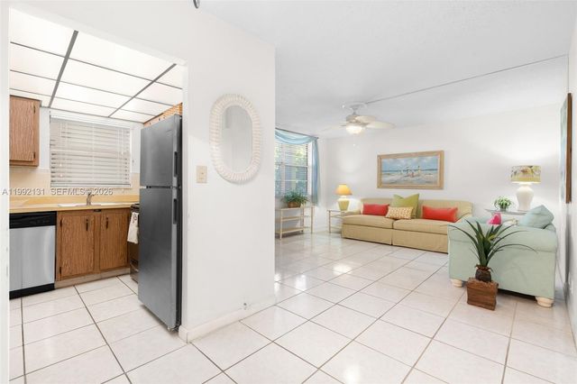 2400 NE 10th St 210, Pompano Beach, FL 33062