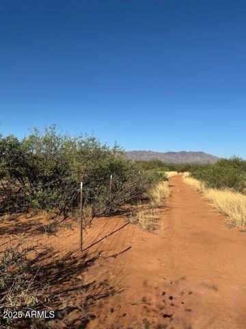 6000 S Hargis Ranch Rd Road 33, Hereford, AZ 85615