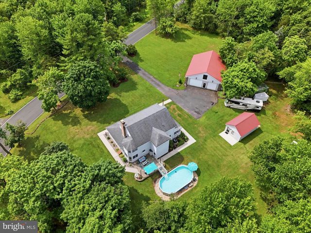 37 SCHOOL RD, Schwenksville, PA 19473