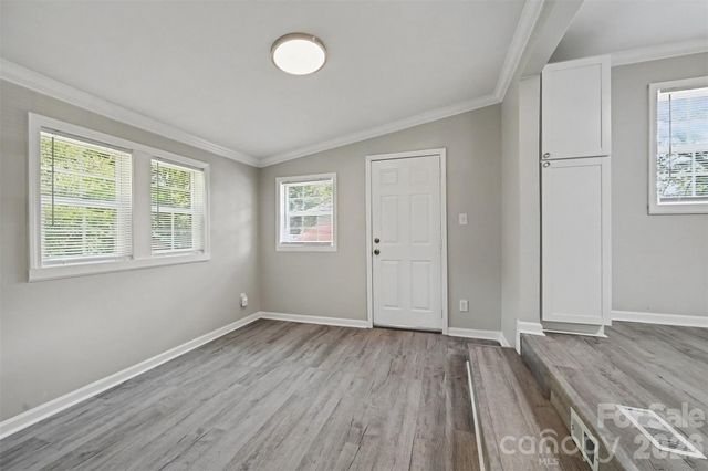 4421 Knollcrest Drive, Charlotte, NC 28208