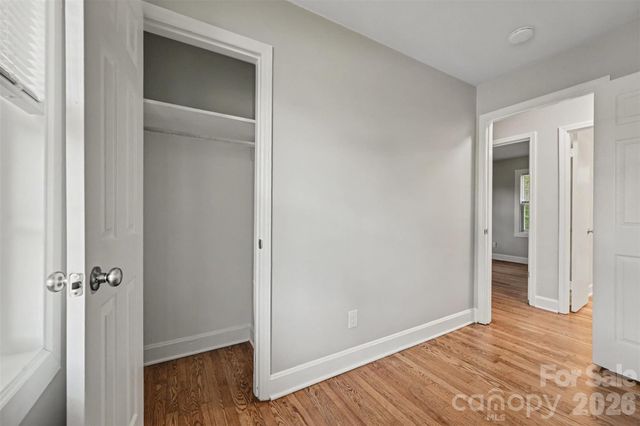 4421 Knollcrest Drive, Charlotte, NC 28208