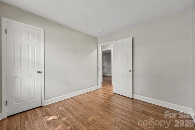 4421 Knollcrest Drive, Charlotte, NC 28208