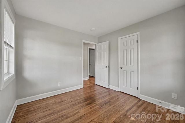 4421 Knollcrest Drive, Charlotte, NC 28208