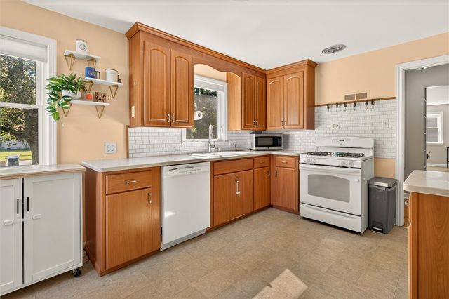 345 Clover Street, Brighton, NY 14610