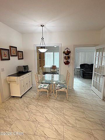 2548 Woods View Drive, Marianna, FL 32446