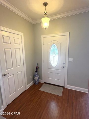 2548 Woods View Drive, Marianna, FL 32446