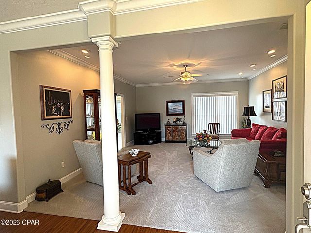 2548 Woods View Drive, Marianna, FL 32446