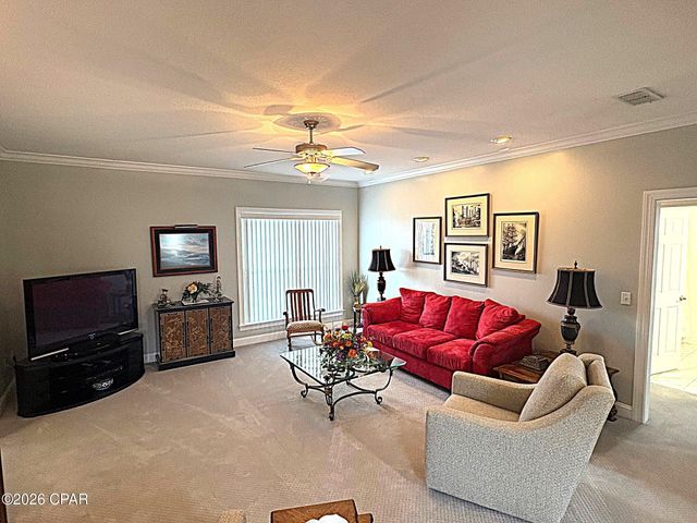 2548 Woods View Drive, Marianna, FL 32446